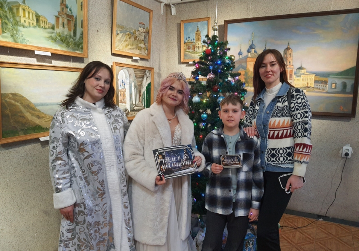 Вот и наступили долгожданные праздники. Эти дни нужно провести так, чтобы впечатлений хватило на весь год, поэтому одеваемся по погоде и спешим за яркими эмоциями в историко-культурный музей-заповедник!